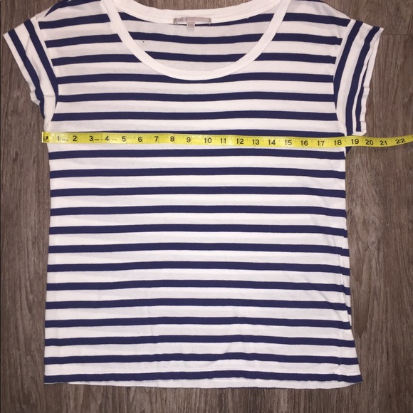 GAP Tee - Picture 2 of 8